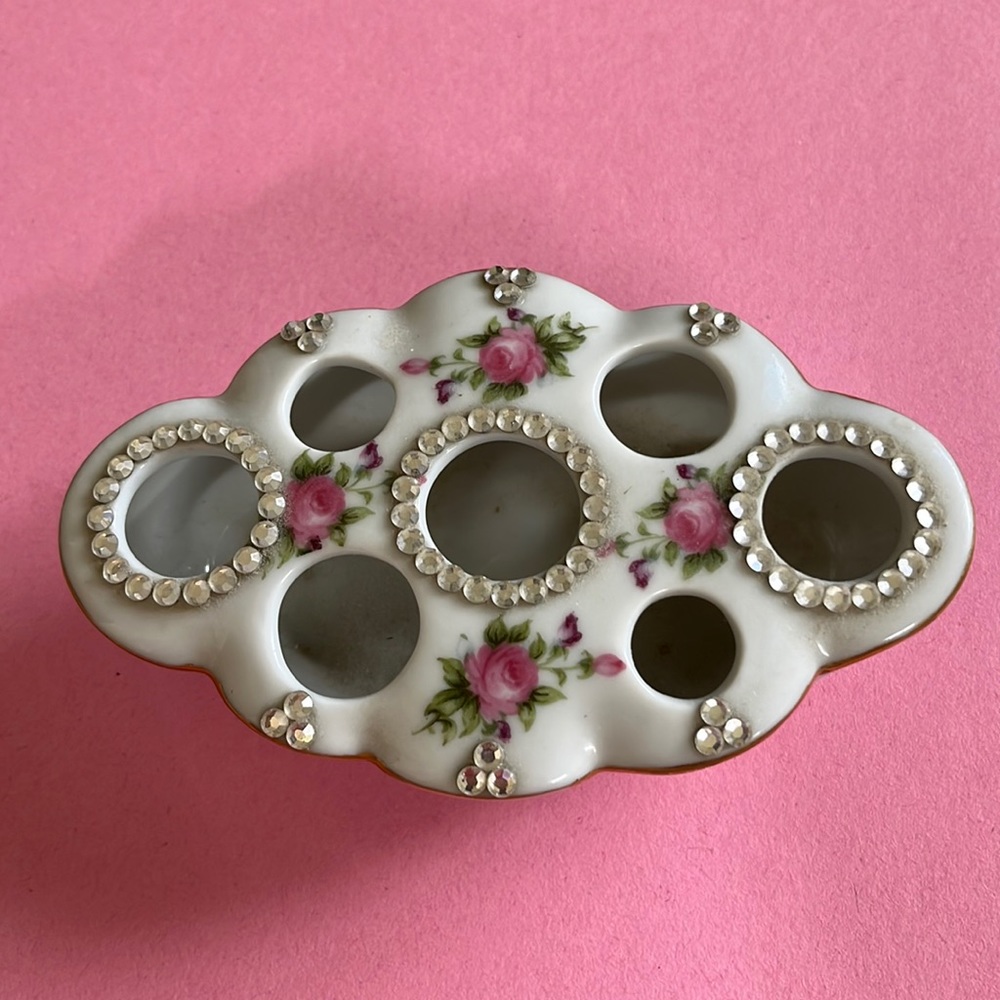 Victorian Porcelain Lipstick Holder